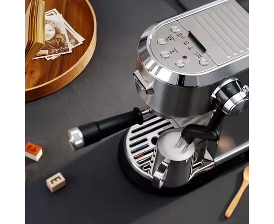  Кофеварка DeLonghi EC950.M 