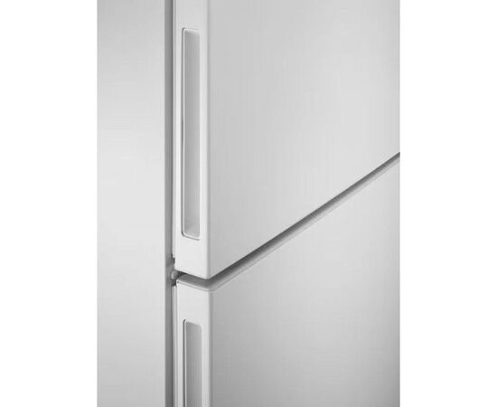  Холодильник ELECTROLUX LNT5ME32W1 